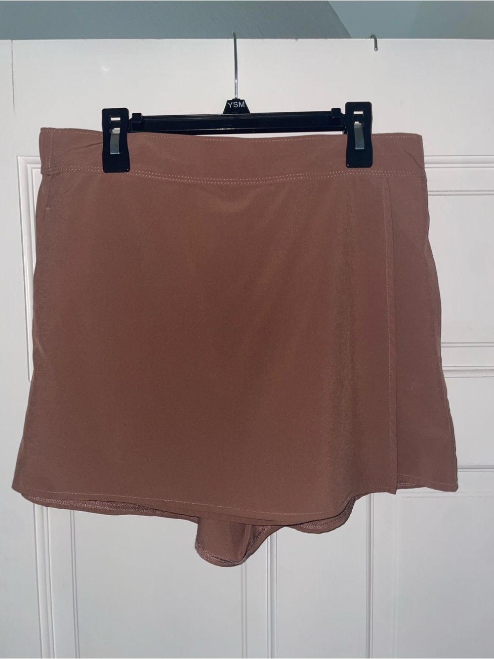 Vanilla Star Athletic Skort in Mauve Brown